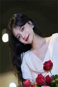 女主角叫赵小雅的
